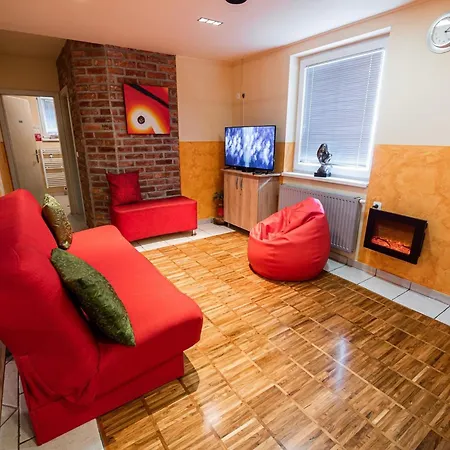Elegant And Stylish Retreat With Terrace - Two Bedroom With Terrace Brezice