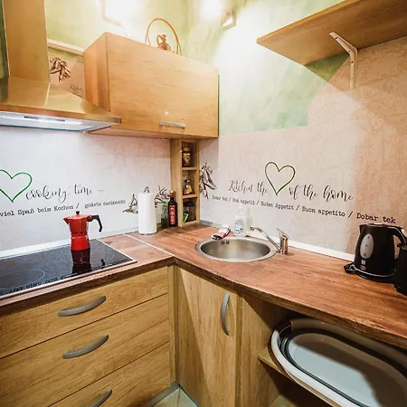 Elegant And Stylish Retreat With Terrace - Two Bedroom With Terrace Brezice