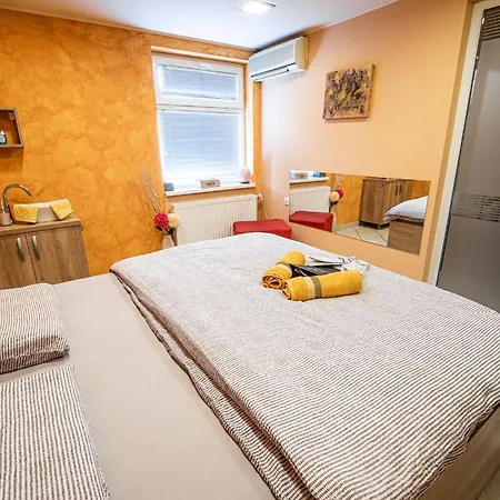 Elegant And Stylish Retreat With Terrace - Two Bedroom With Terrace *