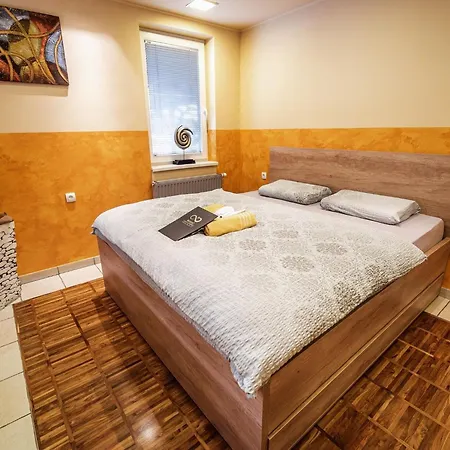 Apartment Elegant And Stylish Retreat With Terrace - Two Bedroom With Terrace Brezice