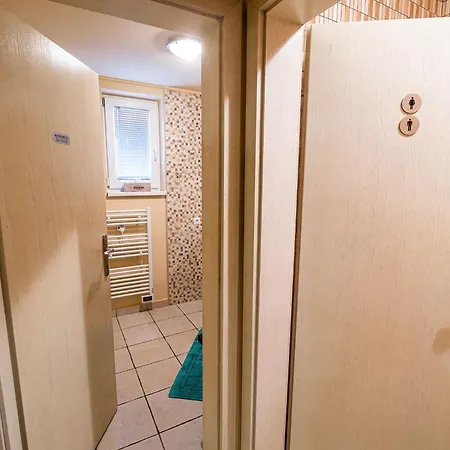 Apartment Elegant And Stylish Retreat With Terrace - Two Bedroom With Terrace Brezice